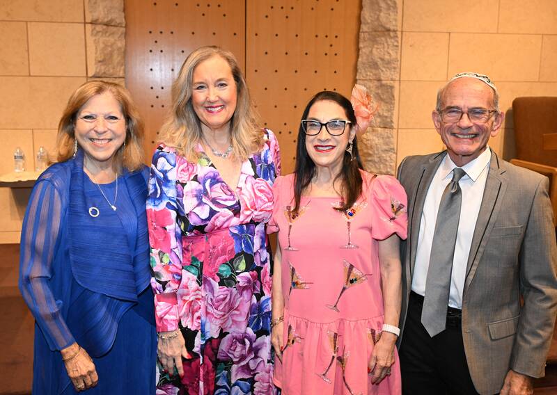 Shir Chadash’s Gala, “Mensches & Merriment!” Event Co-Chairs Carole Neff and Barbara Kaplinsky, Sheryl Title and Shir Chadash President Peter Title